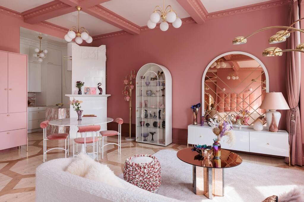 Luxury Pink Suite, Autohalli Appartamento Helsinki