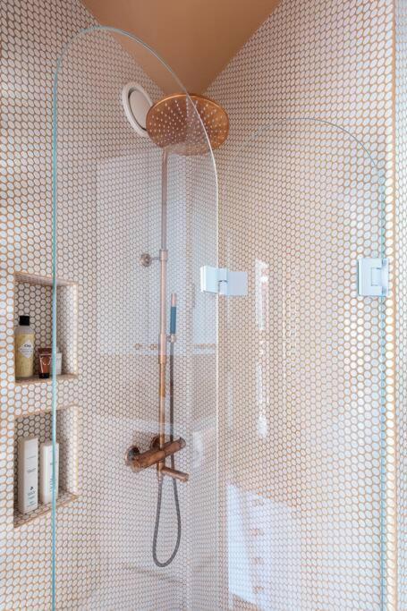 Luxury Pink Suite, Autohalli Apartamento